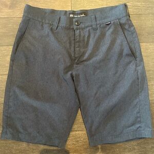 Travis Mathew Mens Golf Shorts Size 30